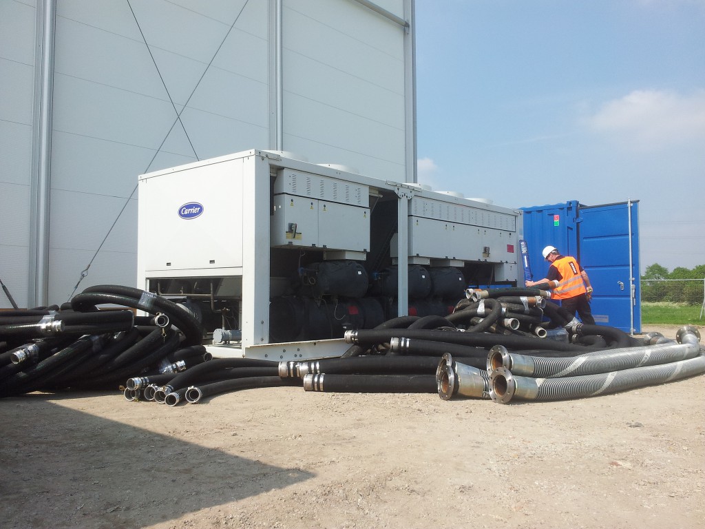 Portable chillers, pump stations and quick connect hosing systems can be supplied from stock for fast installation.
