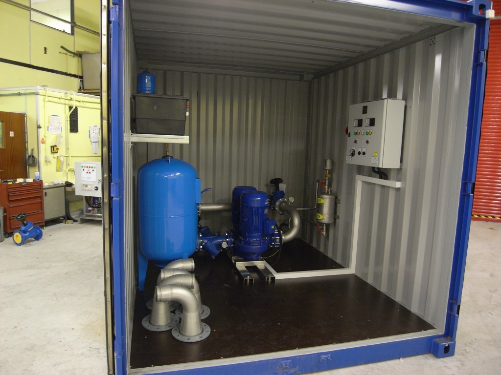 Containerised chilled water pumps for temporary chiller installations