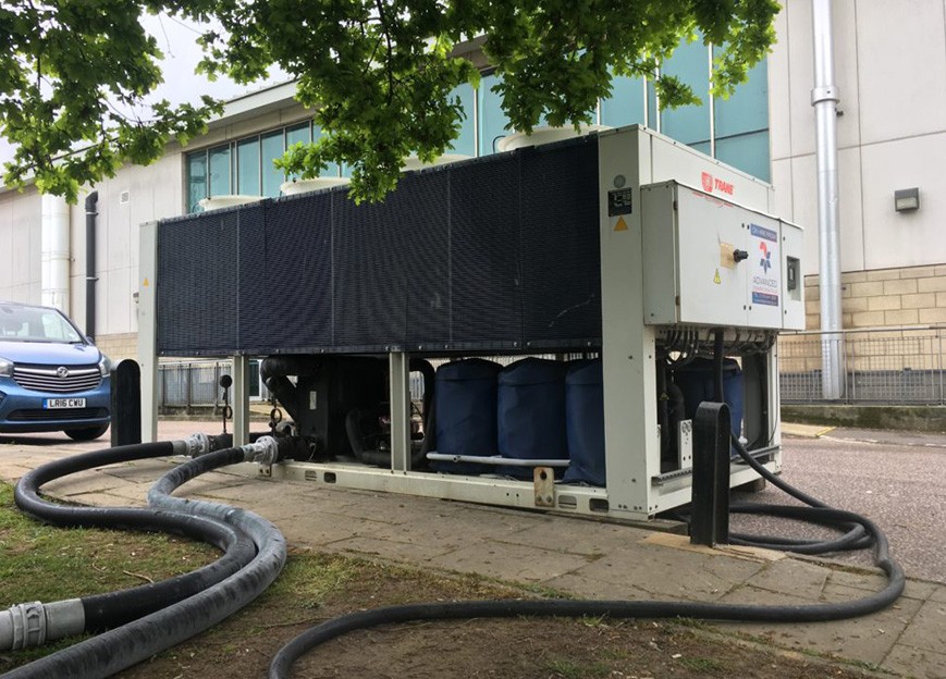 A 400kw trane chiller installed for a low temperature process cooling hire application