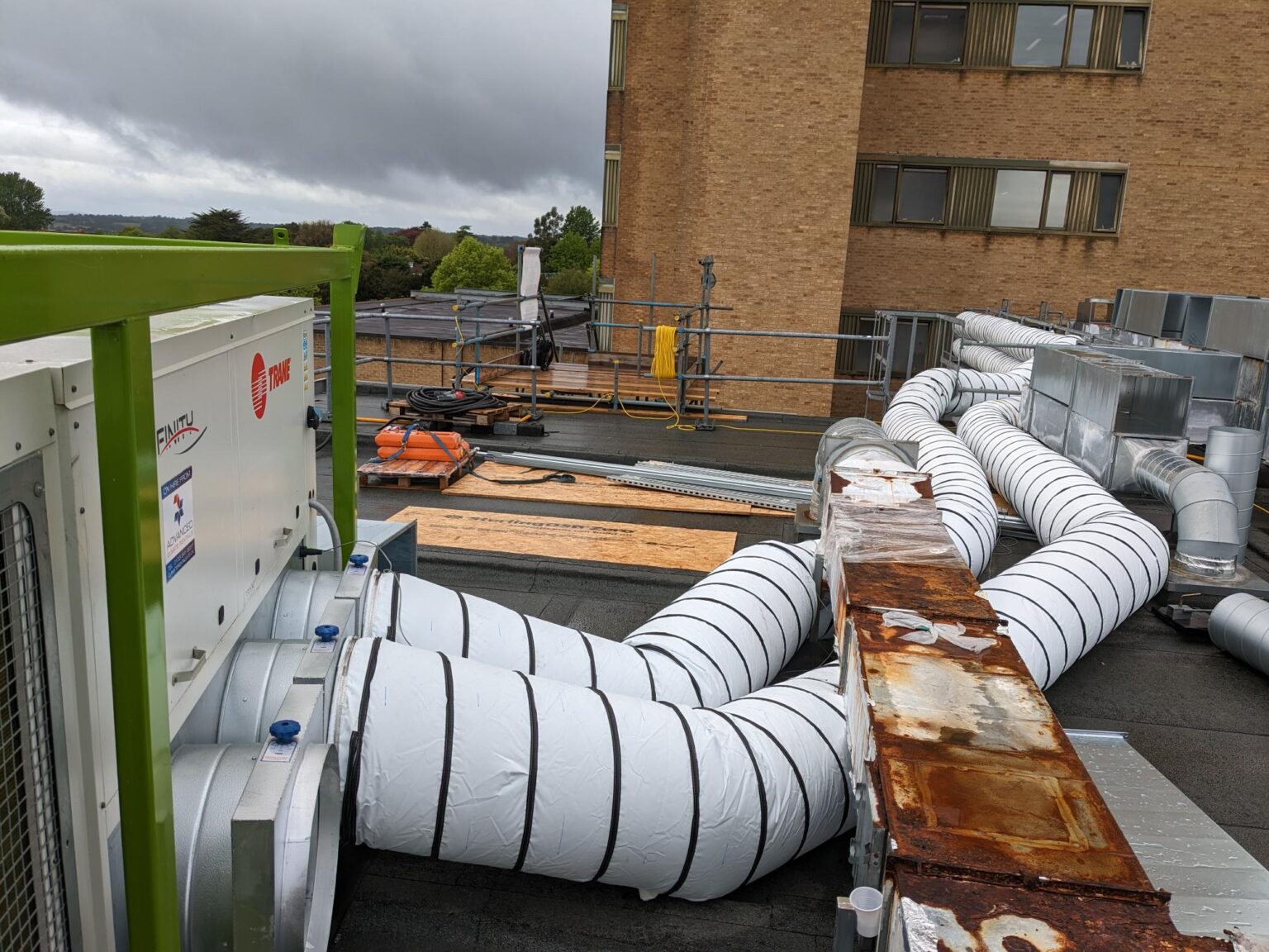 Temporary ventilation for hospitals