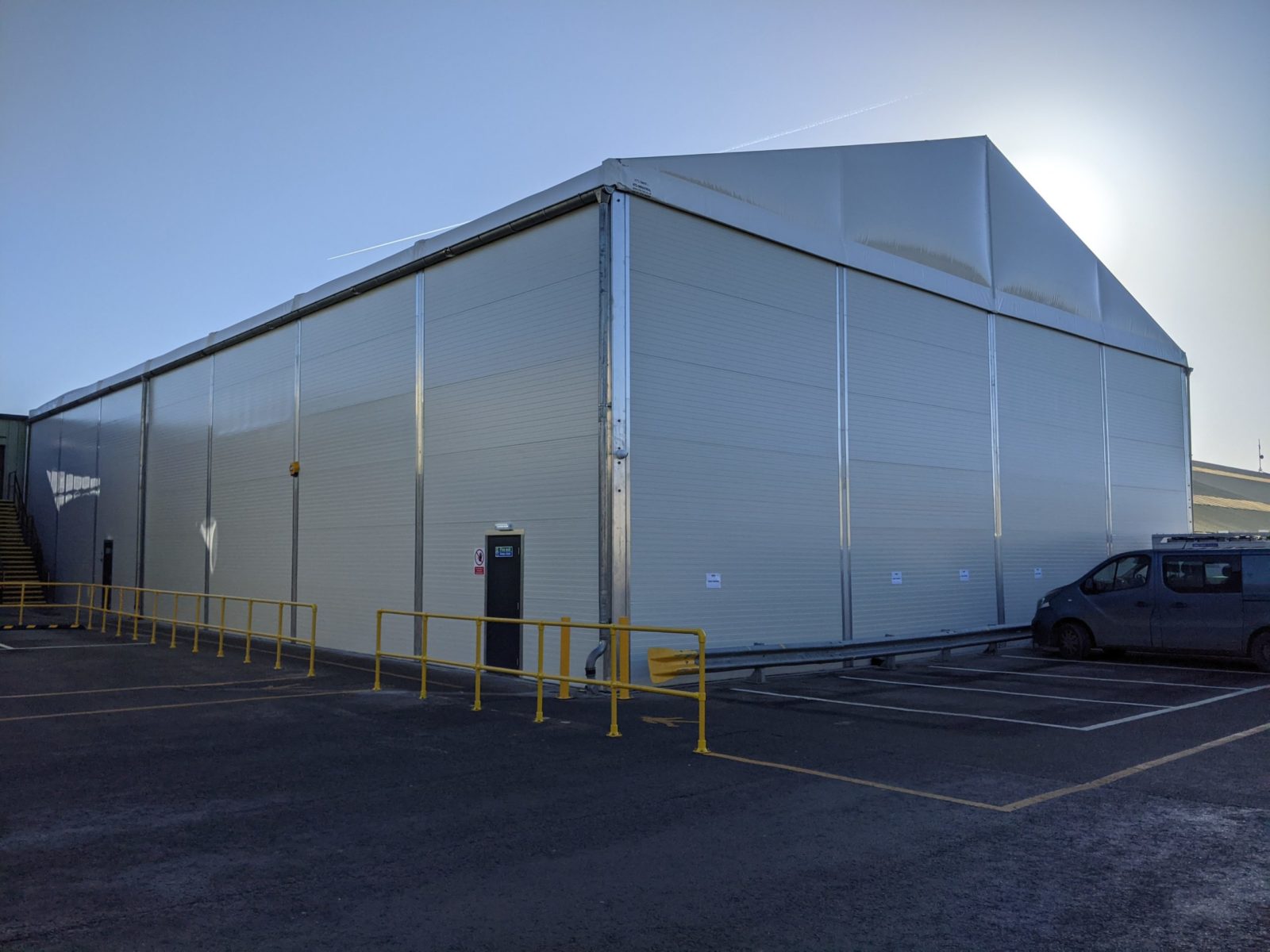 Five Benefits of Temporary Building Installations