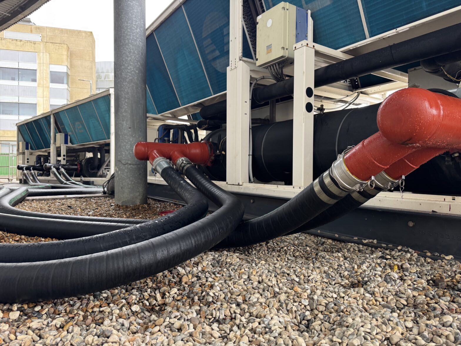 2000kW Chiller Hire Project for District Cooling System